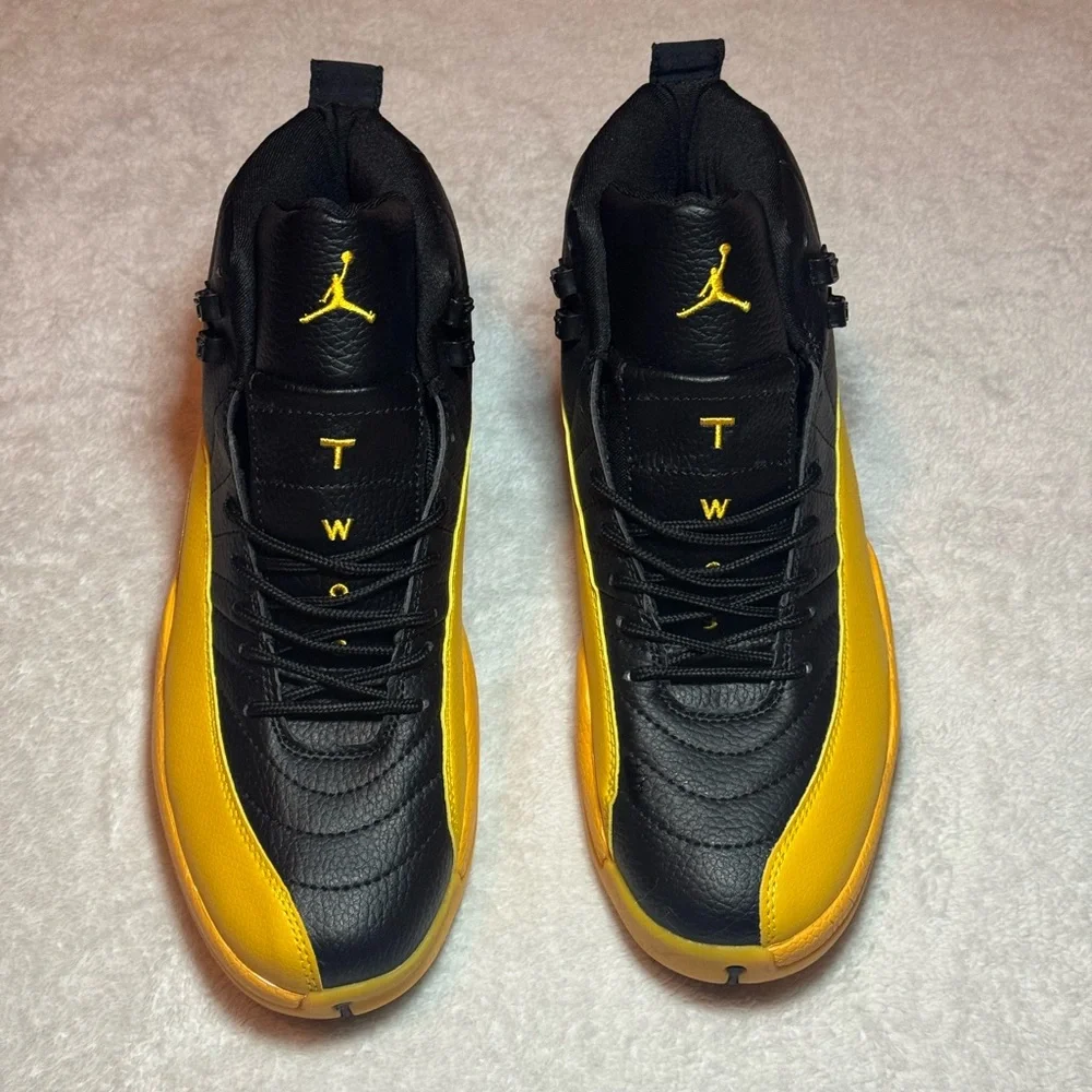 Air Jordan Retro 12 University Gold Menβs Size 10 - Picture 3 of 13